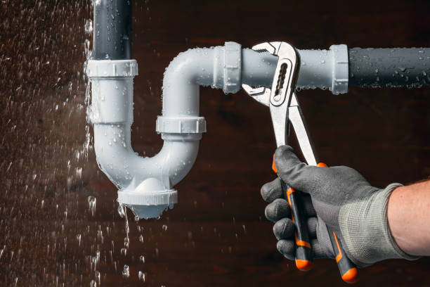 Professional Leak Detection technician working in Greens Fork, IN
